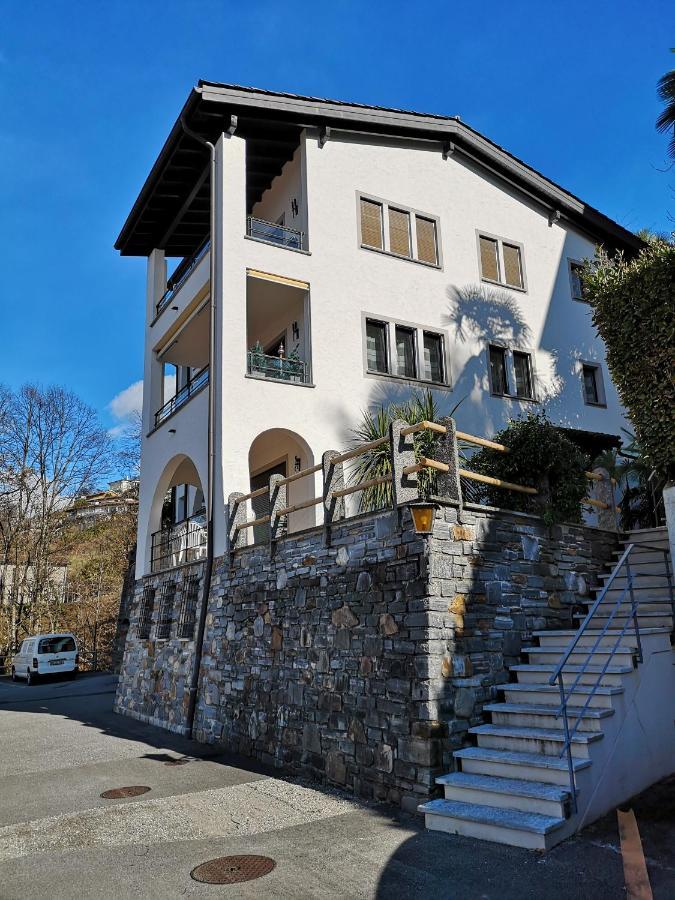 1 Zimmer Apartment Mit Seesicht Und Pool Gambarogno Exteriér fotografie